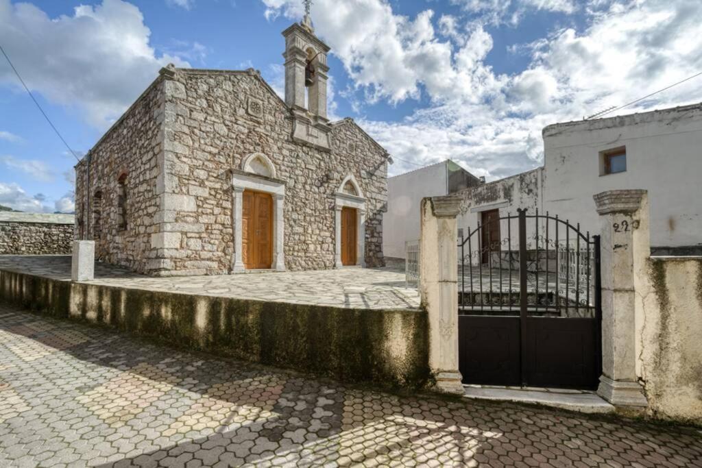 Litos Traditional Cretan Stone House In The Center Of Crete 아파트 외부 사진